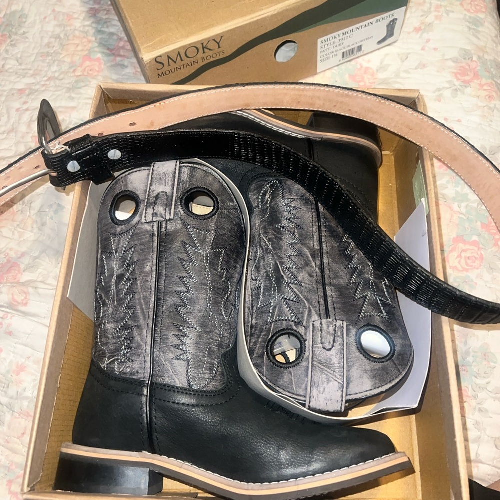 Smokey mountain boys boots